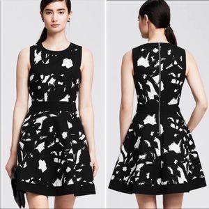 Banana republic black and white fit and flare dress